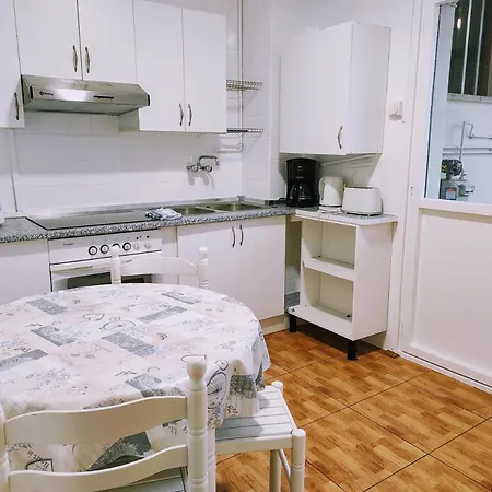 Homes By Del Abuelo En Apartman